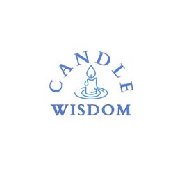Logo met een blauwe kaars en de tekst "Candle Wisdom" in blauwe letters.