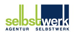 Logo der Agentur Selbstwerk mit grünem und blauem Schriftzug 'Selbstwerk'.