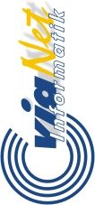 Logo mit Schriftzug "vianet informatik" in blau und gelb, gestapelt und vertikal gedreht.