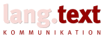 Logo mit der Aufschrift "lang.text KOMMUNIKATION" in Rot und Weiß auf weißem Hintergrund.
