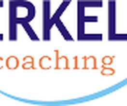 Logo für Merkel Coaching mit blauem Schriftzug und orangenem Punkt auf geschwungener Linie.