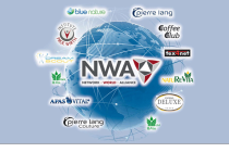 Logos verschiedener Marken um die Weltkugel; zentrales "NWA"-Logo mit Slogan "Network World Alliance".