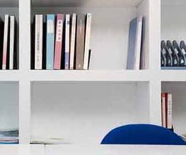 Bücher Schrank