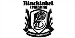 Schwarz-weißes Logo mit Text "Blacklabel Company, The Other Way of Streetwork", stilisiertes Design.
