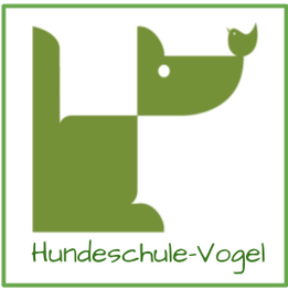 Grünes Logo eines stilisierten Hundes mit Vogel. Text darunter: "Hundeschule-Vogel".
