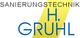 Logo mit Text: "Sanierungstechnik H. Gruhl" auf gelbem Streifen.