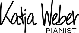 Schriftzug "Katja Weber" in Schwarz, darunter in kleinerer Schrift "Pianist" in Großbuchstaben.