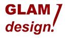 Roter Text auf weißem Hintergrund: "GLAM design!" mit einem Schrägstrich zwischen den Wörtern.