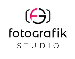 Logo mit stilisiertem "FG" und Schriftzug "fotografik STUDIO" in modernem Design.