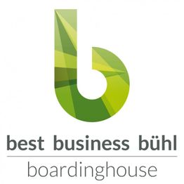 Grünes Logo mit Buchstaben "b", darunter "best business bühl boardinghouse" in Grau.