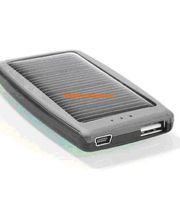 Solarladegerät für Handy, iPod und iPhone mit integriertem Solarmodul!