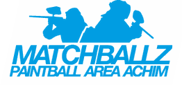 Zwei Personen, die Paintball spielen, mit blauem Text "Matchballz Paintball Area Achim" darunter.