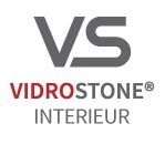 Logo mit den Buchstaben "VS" darüber der Text "VIDROSTONE INTERIEUR" in Grau und Rot.