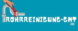 Ein Rohr wird mit Werkzeug bearbeitet. Text: ROHRREINIGUNG-GMT.DE auf blauem Hintergrund.