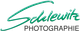 Logo mit grünem Schriftzug "Schelewitz" und schwarzem Text "PHOTOGRAPHIE" darunter.
