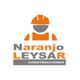 Logotipo de Naranjo Leysar Construcciones con silueta de trabajador con casco naranja.