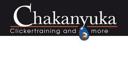 Logo mit Text: "Chakanyuka Clickertraining and more", darunter ein blauer Tropfen mit Hundepfote.