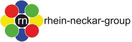 Logo der rhein-neckar-group mit buntem Blüten-Design und den Buchstaben "rn" im Zentrum.