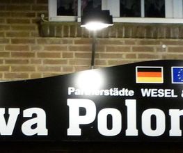 Viva Polonia Restaurant Logo