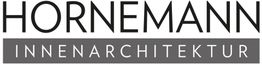 Text: „Hornemann Innenarchitektur“ in schwarzer und weißer Schrift auf grauem Hintergrund.