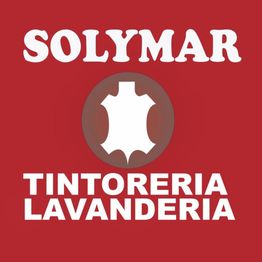 Logo rojo de Solymar, tintorería y lavandería, con icono central de un pellejo.
