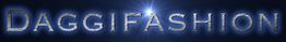 Text "DAGGIFASHION" in metallischem Design mit blauem Lichtstrahl im Hintergrund.