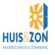 Logo van Huis & Zon met een zon en de tekst "Raamdecoratie & Zonwering".