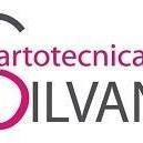 Logo con scritta "Cartotecnica Silvano" in caratteri rosa e grigi su sfondo bianco.