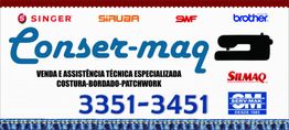 Placa publicitária da Conser-Maq com logotipos de marcas de máquinas de costura e telefone de contato.