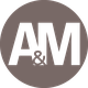 Ein braunes Logo in einem Kreis mit den Buchstaben A&M in Schwarz.