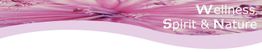 Rosa Hintergrund mit Kurven und dem Text "Wellness, Spirit & Nature" in Weiß.