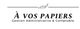 Logo "À Vos Papiers" avec une plume, gestion administrative et comptable.