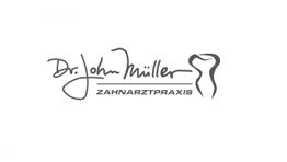 Logo der Zahnarztpraxis Dr. John Müller mit stilisiertem Zahn und Schriftzug in Schwarz.