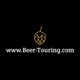 Schwarzer Hintergrund, gelbes Hopfen-Symbol, Text: www.Beer-Touring.com in Weiß.