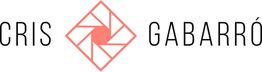 Logo con texto "Cris Gabarró" y un diseño geométrico en el centro.