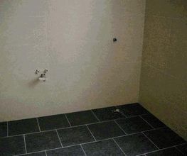 Ein saniertes und modernisiertes Bad