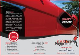 Rotes Auto mit Schriftzug "Smart Repair", Text über Dienstleistungen von Cardoc Essen.