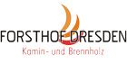 Logo „Forsthof Dresden“, Kamin- und Brennholz mit stilisierten Flammen in Orange und Rot.