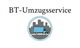 Logo von "BT-Umzugsservice" mit einem Lieferwagen und Stadtsilhouette im Hintergrund.