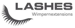 Logo mit Schriftzug "Lashes Wimpernextensions" und einer stilisierten Wimper.