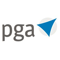 Logo mit den Buchstaben "pga" und einem blauen Pfeil rechts.