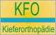 Gelbes Schild mit grünem Text: "KFO Kieferorthopädie".