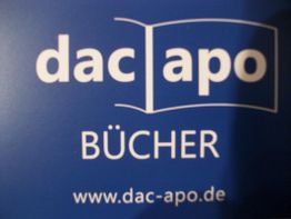 Blaue Grafik mit dem Text "dac apo Bücher" und der Webadresse "www.dac-apo.de".