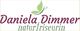 Logo mit Schriftzug "Daniela Dimmer, naturfriseurin" und einer grünen Schmetterlingsgrafik.