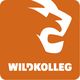 Logo mit stilisiertem Löwenkopf und Schriftzug "Wildkolleg" auf orangefarbenem Hintergrund.