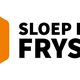 Oranje logo met een bootpictogram en tekst: "Sloep Huren Fryslân".