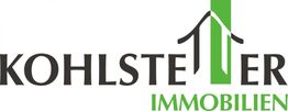 Logo von Kohlstetter Immobilien mit stilisiertem grünen Hausdach zwischen Firmenname.