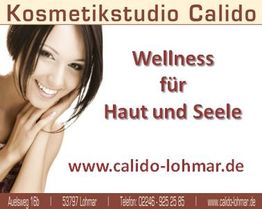 Frau lächelt, Text: "Wellness für Haut und Seele", Kosmetikstudio Calido, www.calido-lohmar.de.