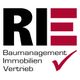 Logo mit „RIE“, darunter „Baumanagement Immobilien Vertrieb“ und ein roter Haken.