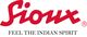 Logo "Sioux" in roter Schrift mit Slogan "Feel the Indian Spirit" darunter in Schwarz.